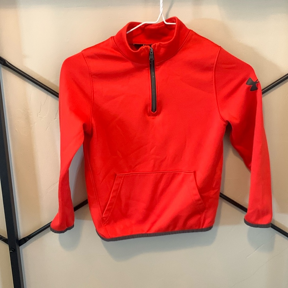 Under Amour boys 1/4 zip sweat shirt